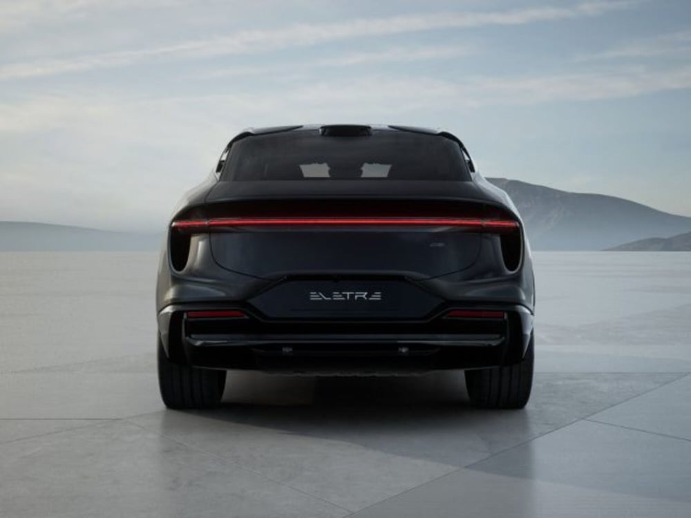Lotus Eletre nuova a Modena (6)