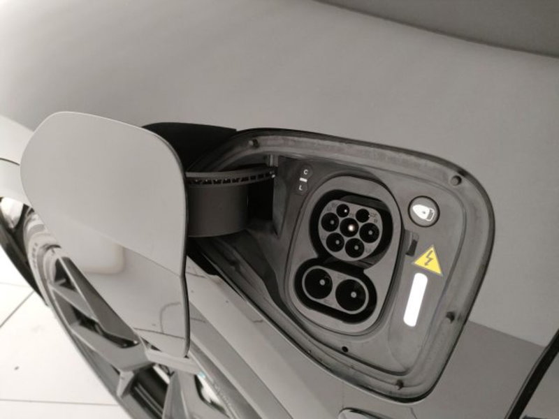 Lotus Eletre nuova a Modena (20)