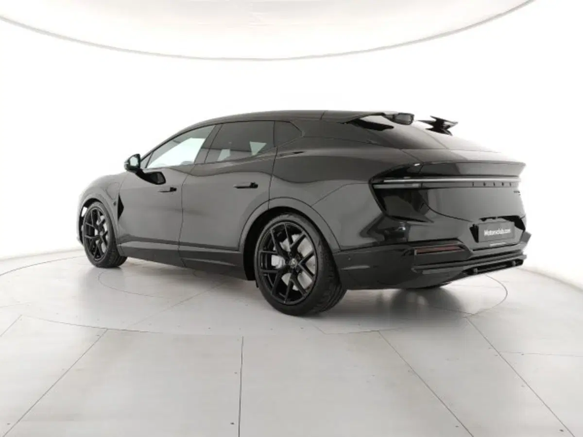 Lotus Eletre nuova a Modena (3)