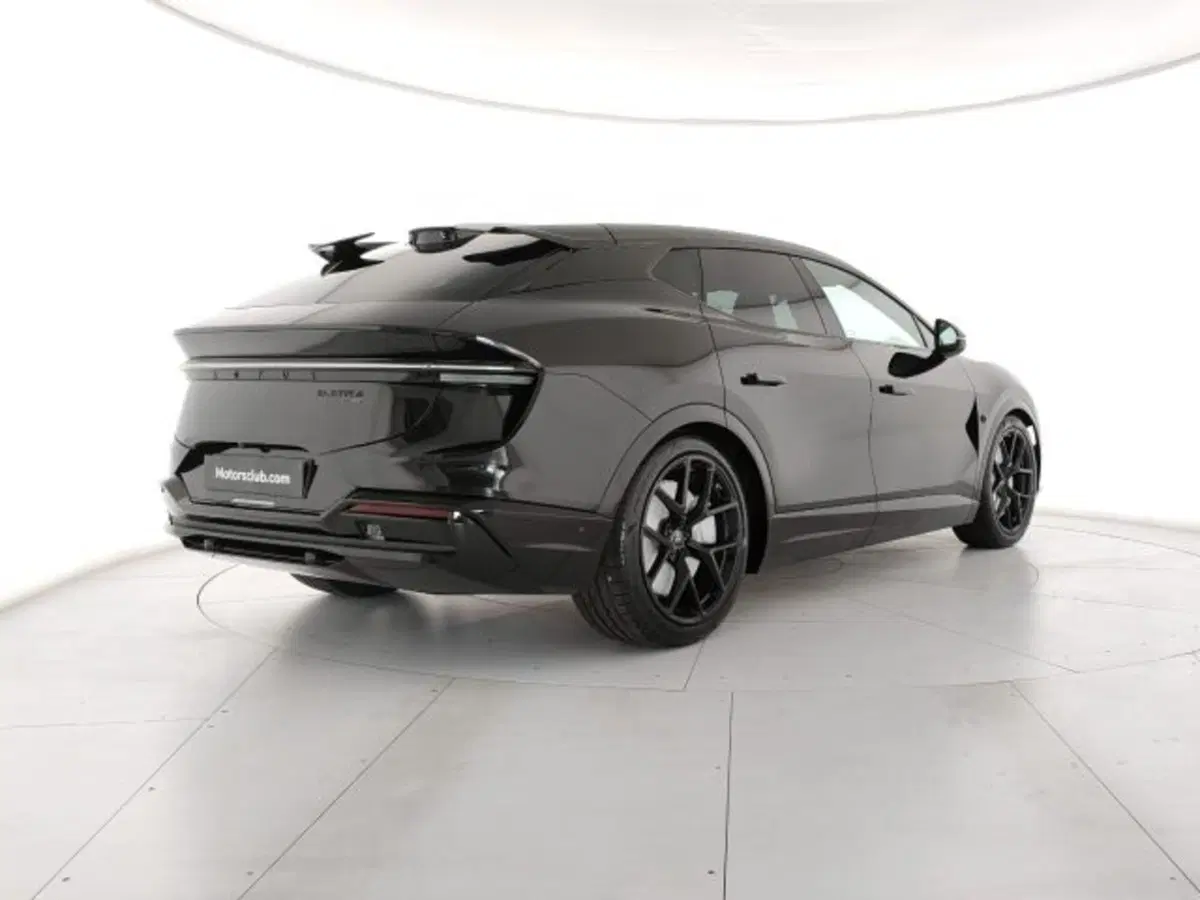 Lotus Eletre nuova a Modena (5)