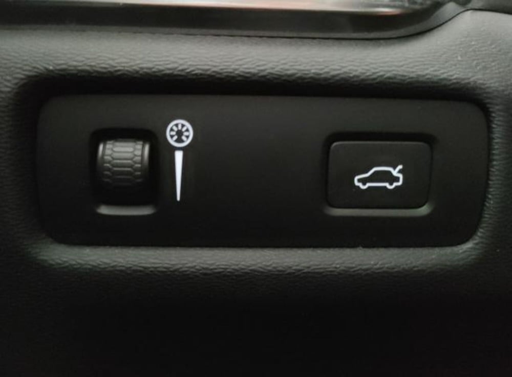 Volvo V60 usata a Modena (12)