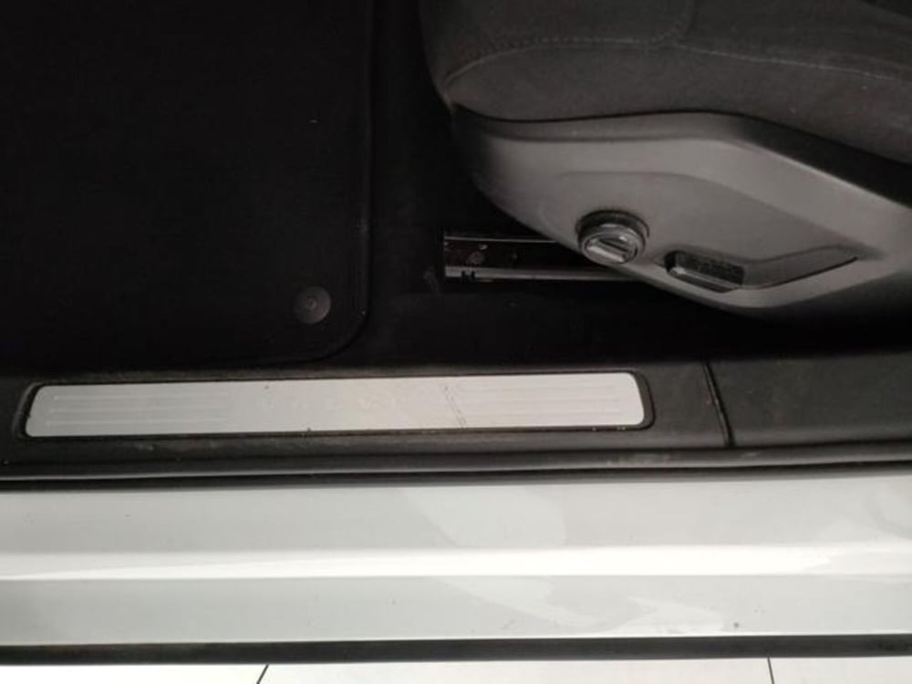 Volvo V60 usata a Modena (13)
