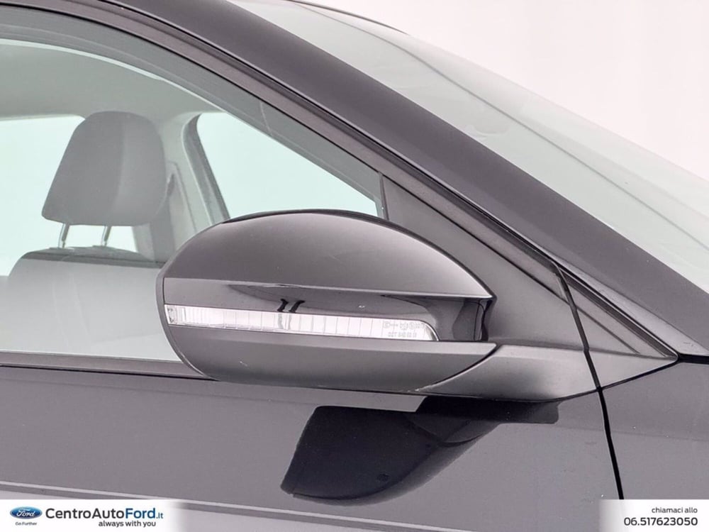 Volkswagen T-Cross usata a Roma (15)