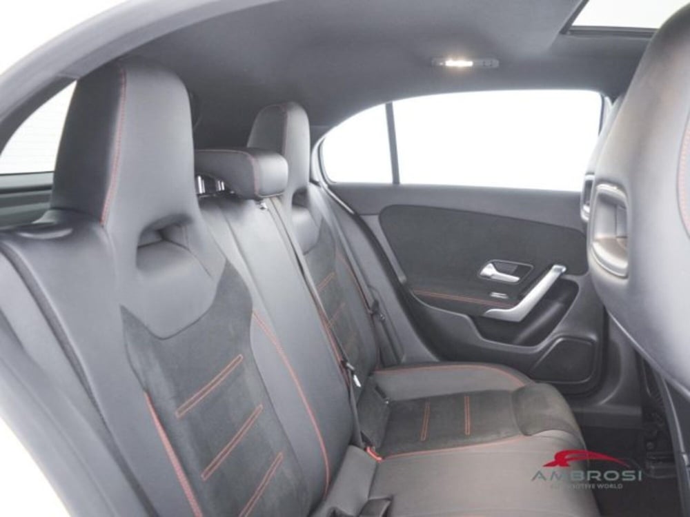 Mercedes-Benz CLA Shooting Brake usata a Perugia (11)