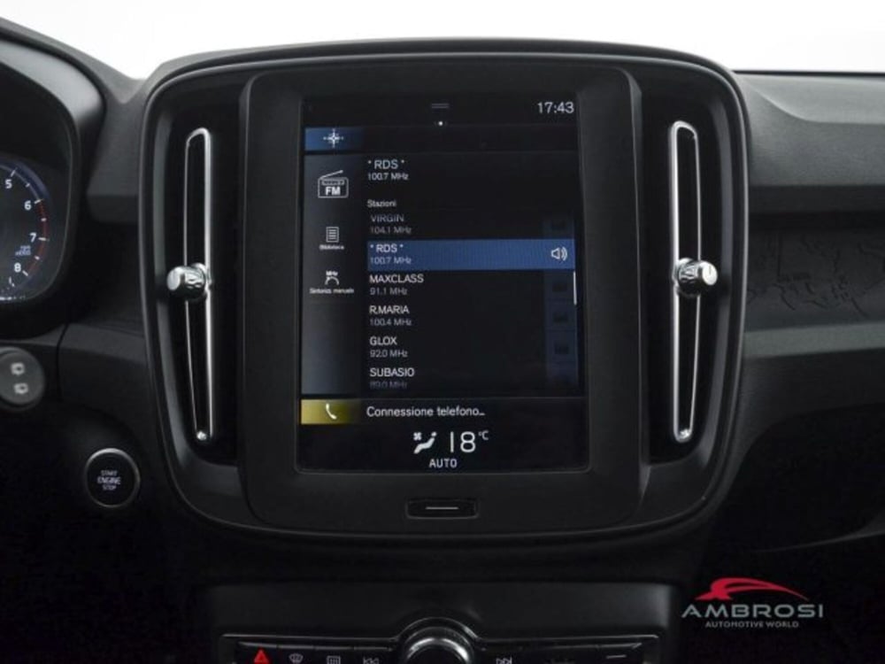 Volvo XC40 usata a Perugia (14)