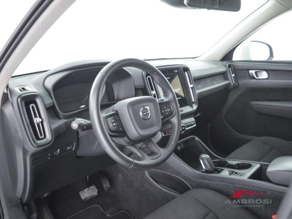 Volvo XC40 usata a Perugia (8)