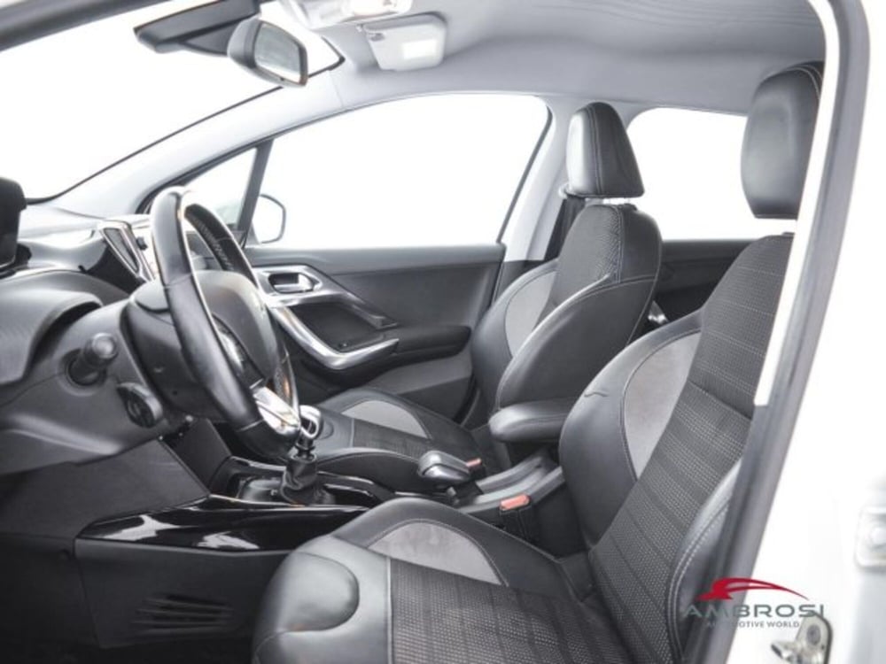 Peugeot 2008 usata a Perugia (9)
