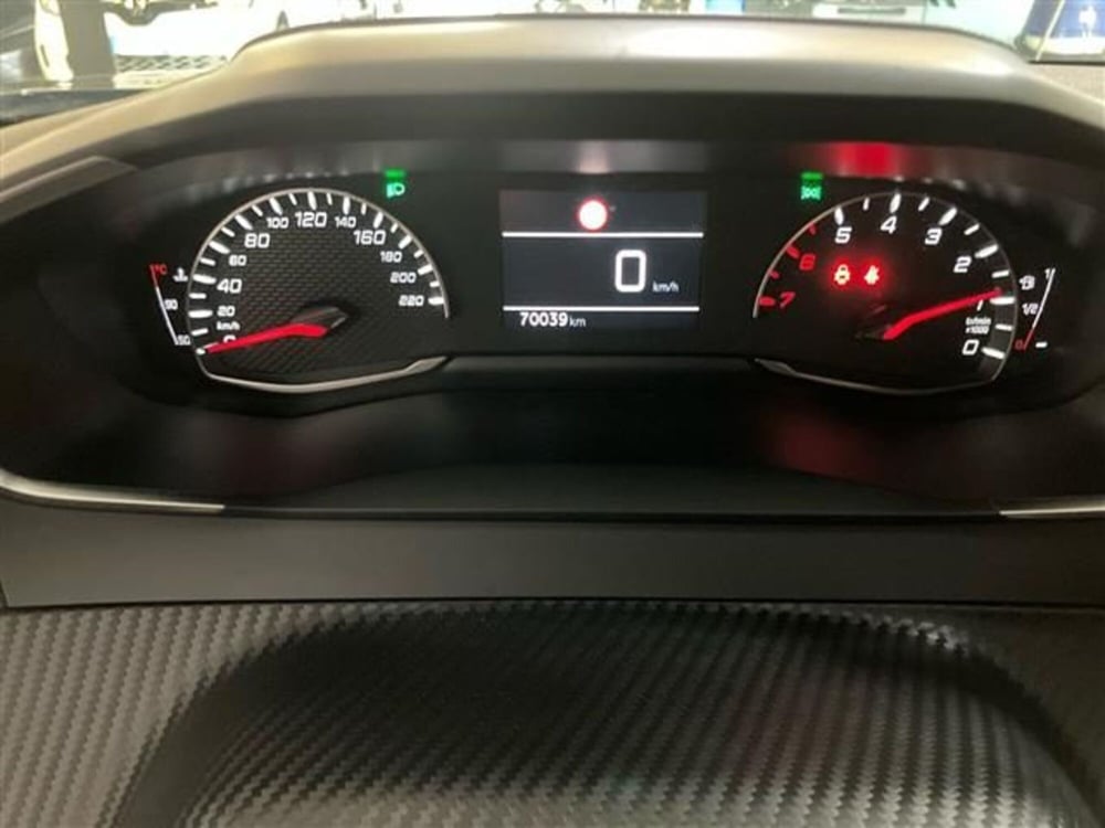 Peugeot 2008 usata a Como (15)