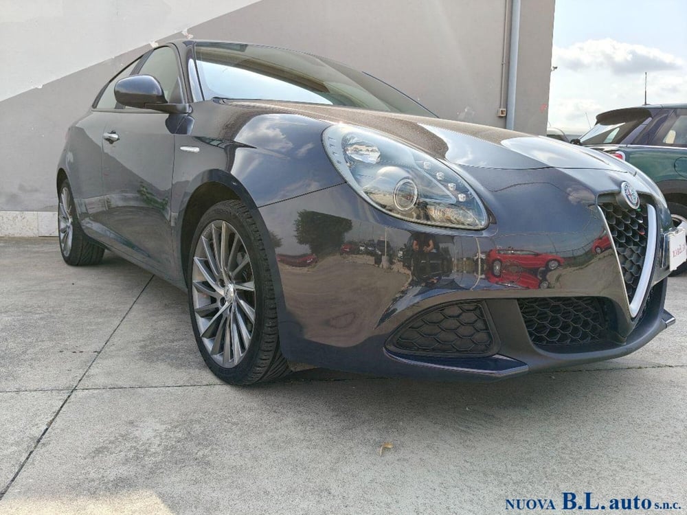 Alfa Romeo Giulietta usata a Verona (3)