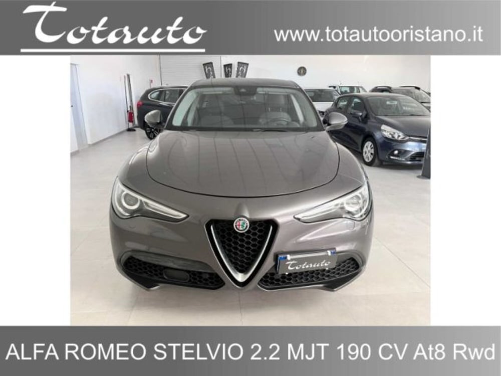 Alfa Romeo Stelvio usata a Oristano