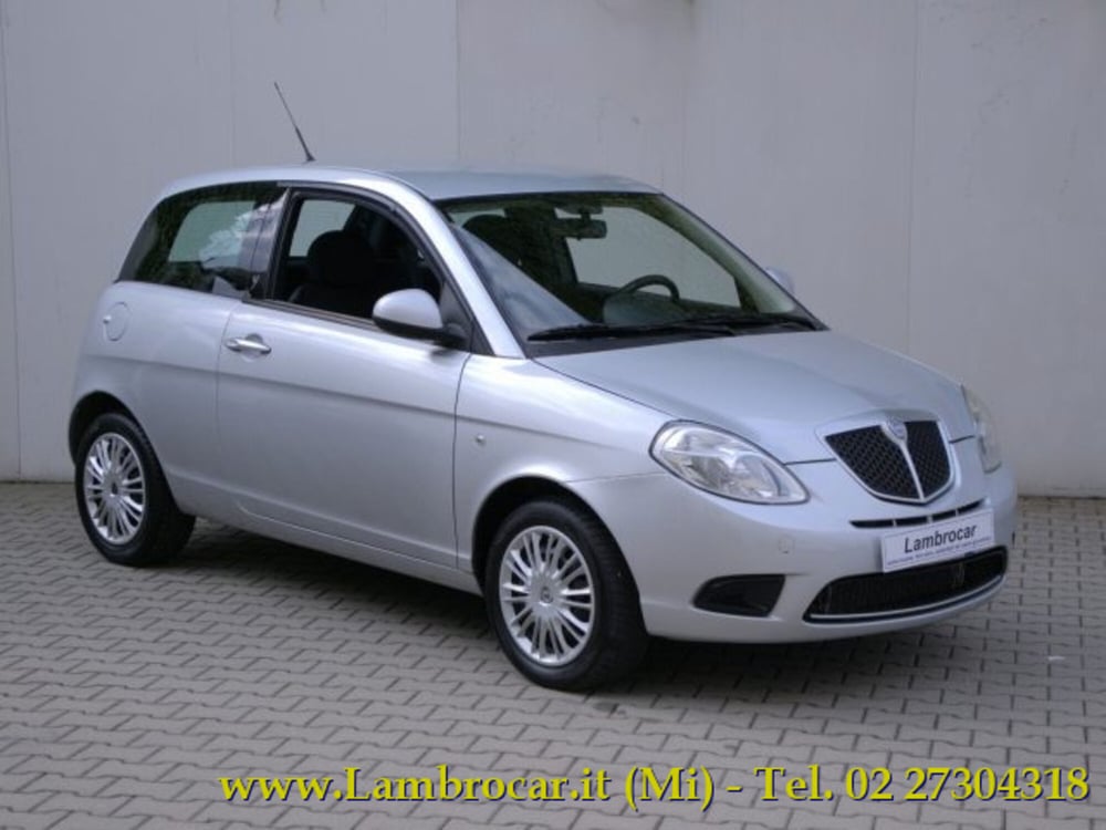 Lancia Ypsilon usata a Milano