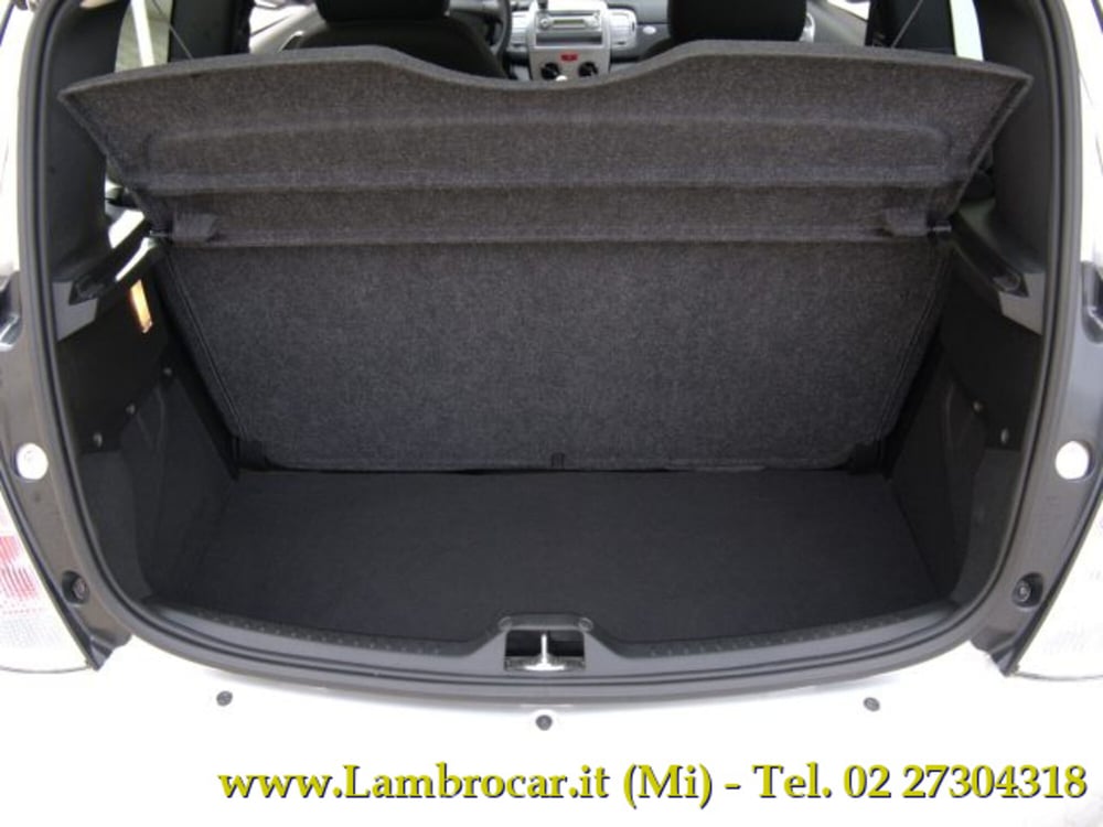 Lancia Ypsilon usata a Milano (11)
