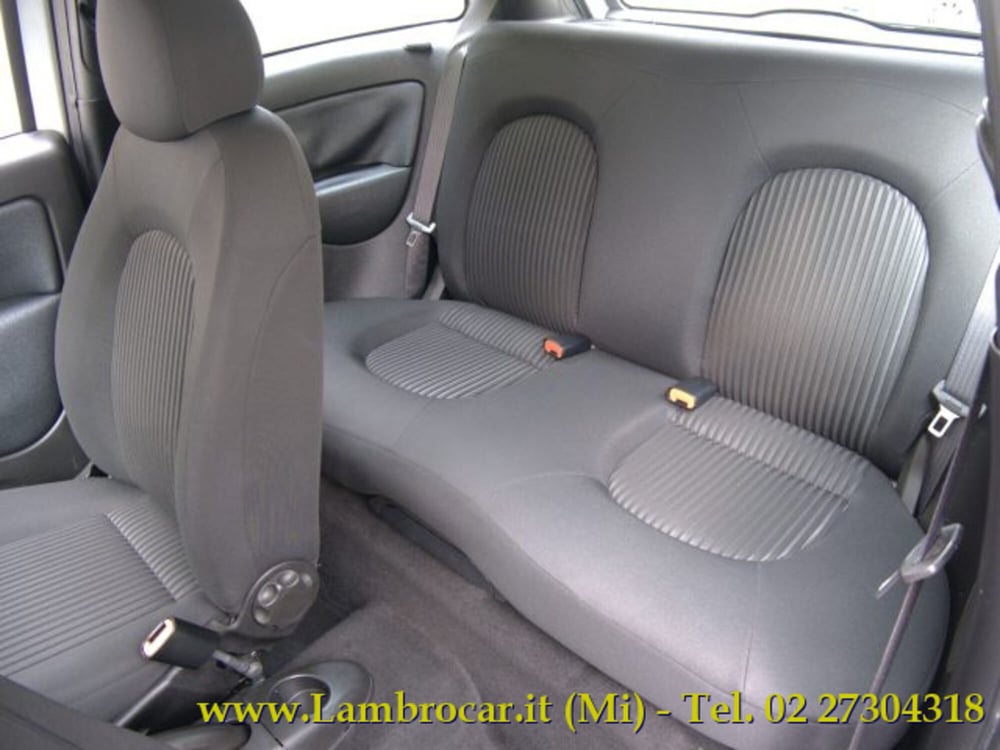 Lancia Ypsilon usata a Milano (5)