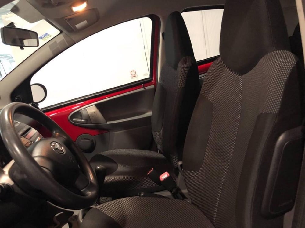 Toyota Aygo usata a Torino (11)