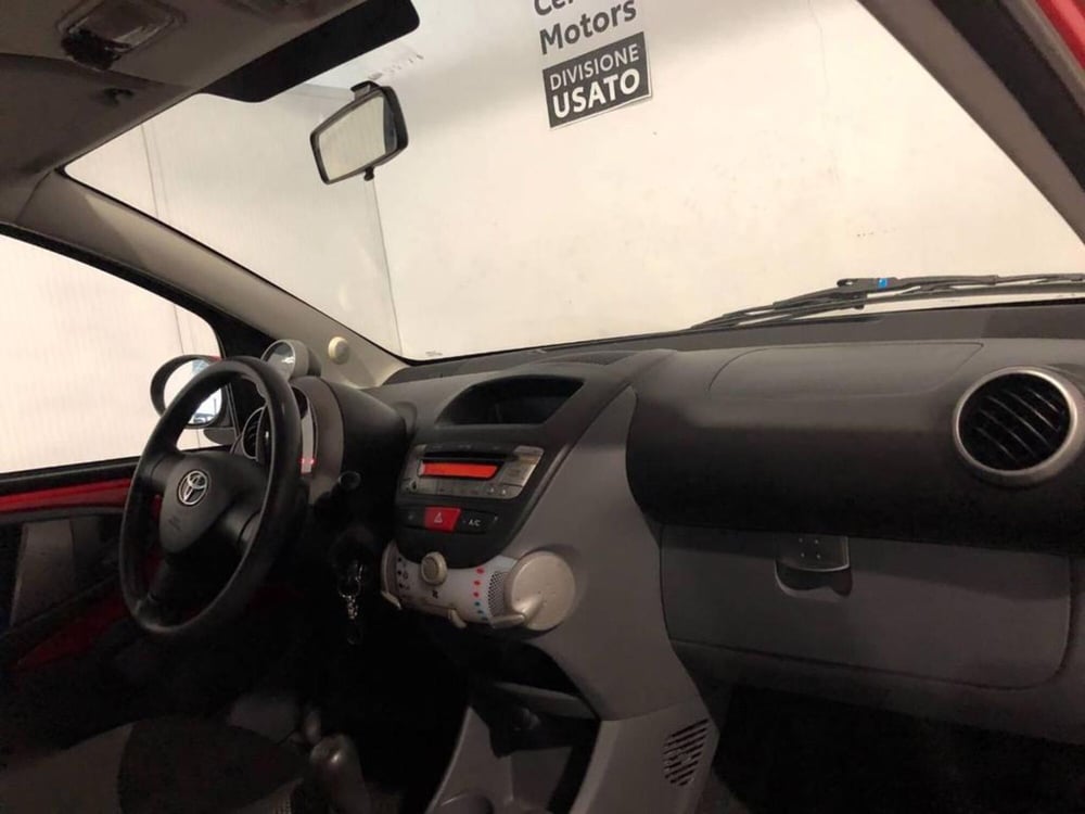 Toyota Aygo usata a Torino (9)