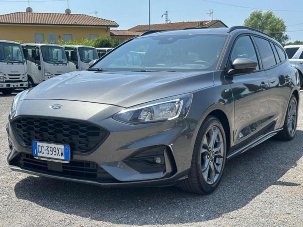 Ford Focus Station Wagon usata a Lucca (2)