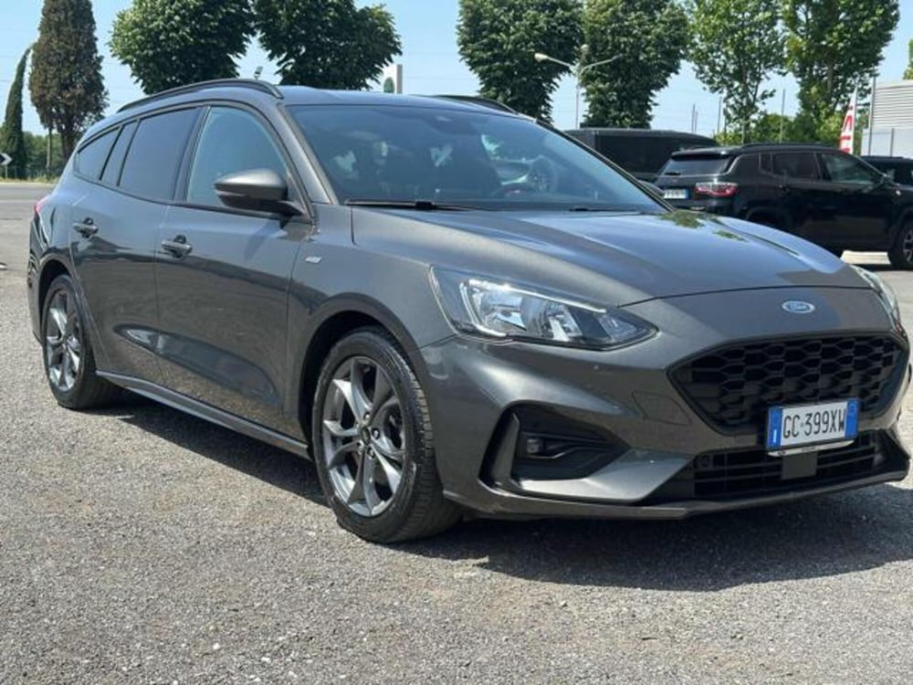 Ford Focus Station Wagon usata a Lucca (4)