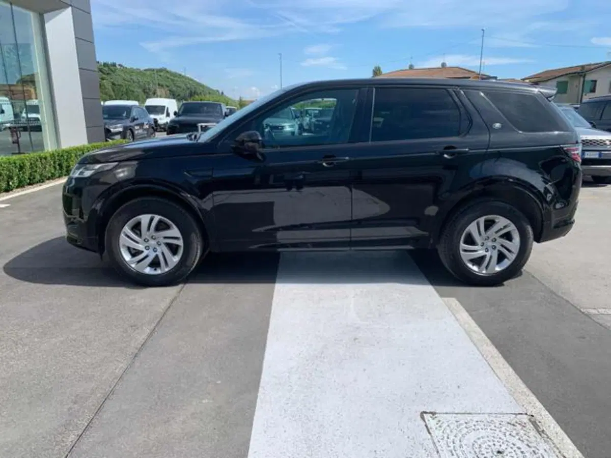 Land Rover Discovery Sport usata a Lucca (3)