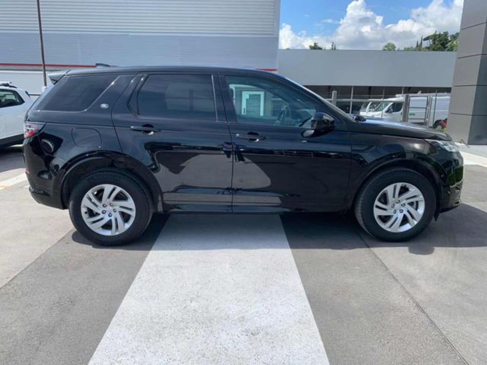 Land Rover Discovery Sport usata a Lucca (5)