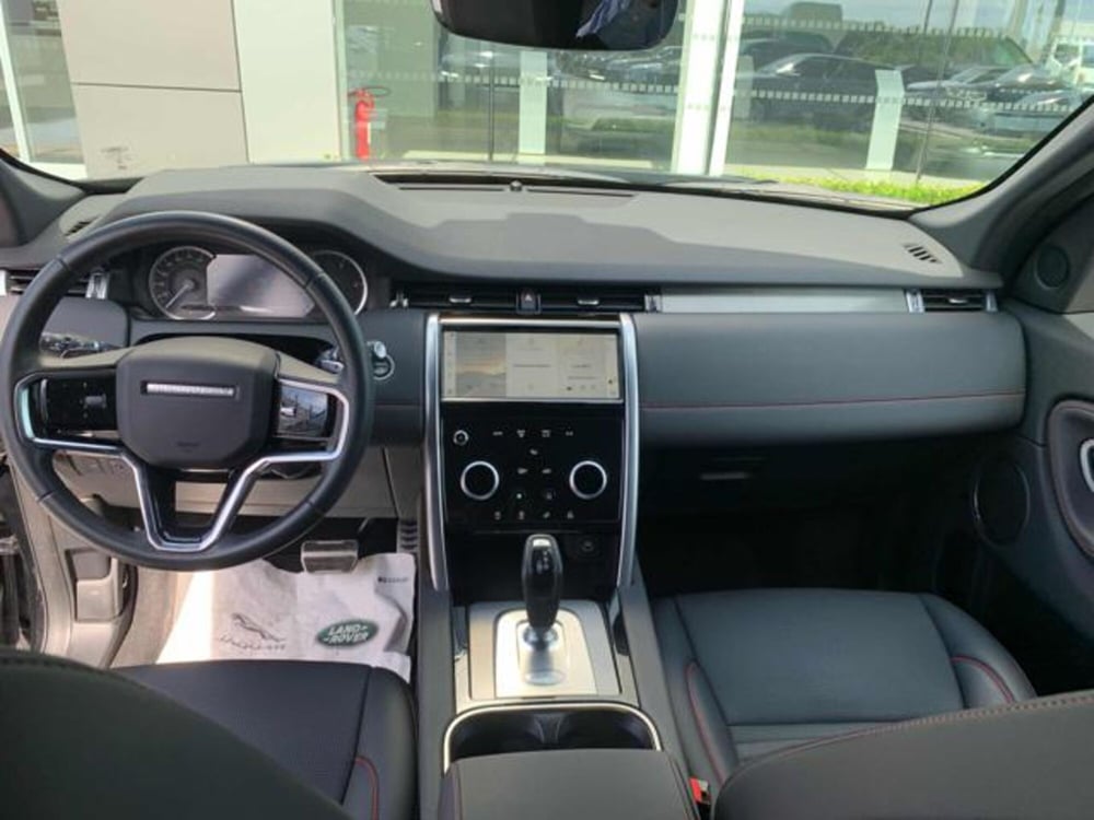 Land Rover Discovery Sport usata a Lucca (9)