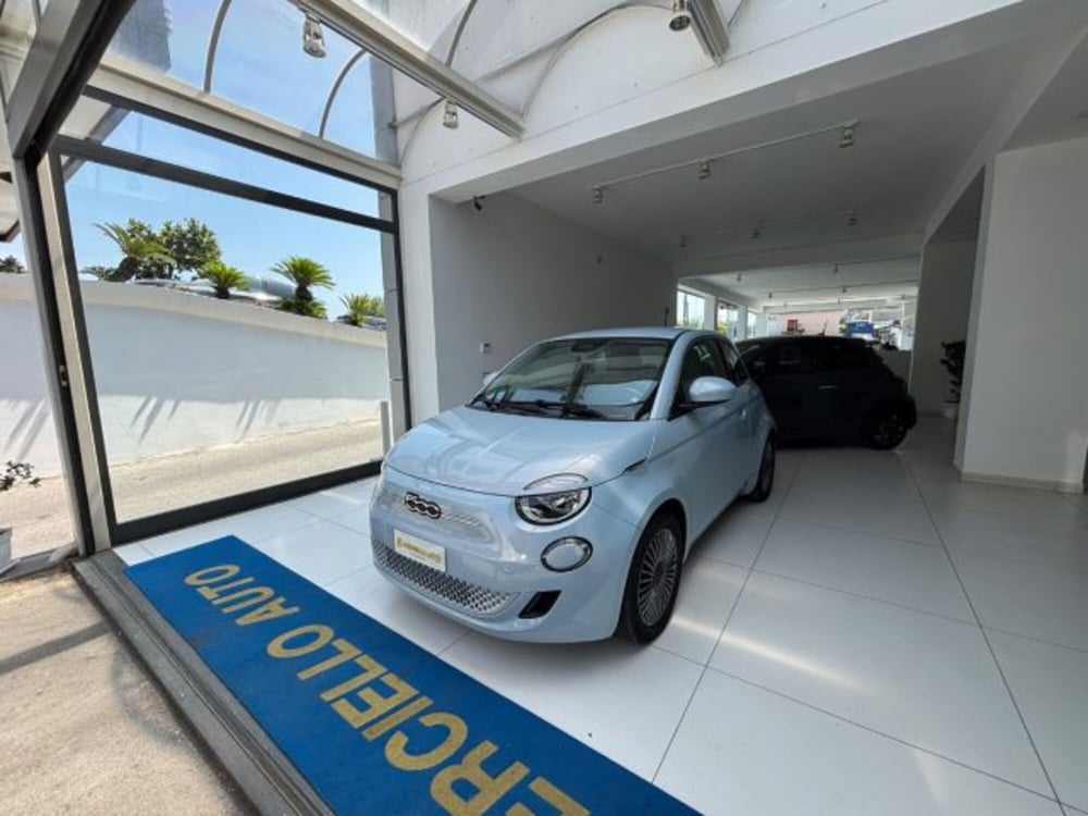 Fiat 500e usata a Napoli (4)