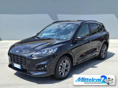 Ford Kuga 2.5 Full Hybrid 190 CV CVT AWD ST-Line Design del 2022 usata a Cassacco