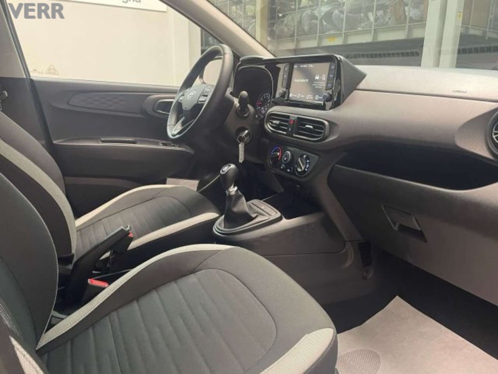 Hyundai i10 usata a Milano (13)