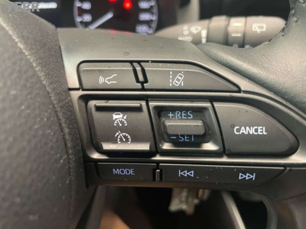 Toyota Yaris Cross usata a Milano (12)