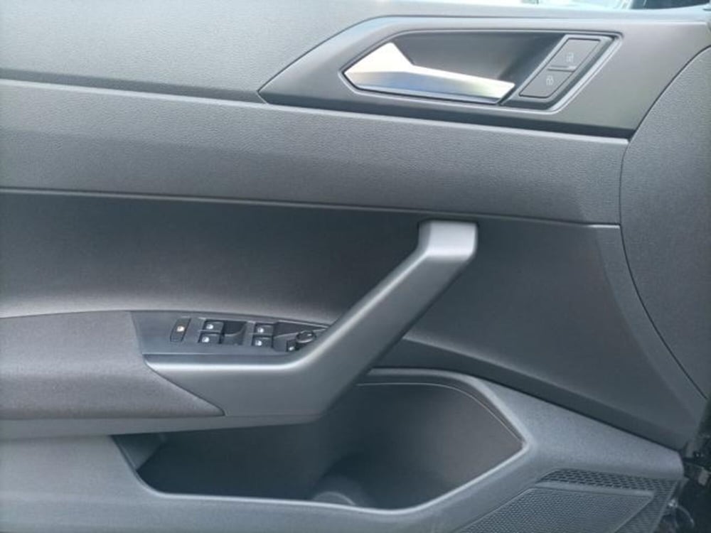 Volkswagen Polo nuova a Milano (16)