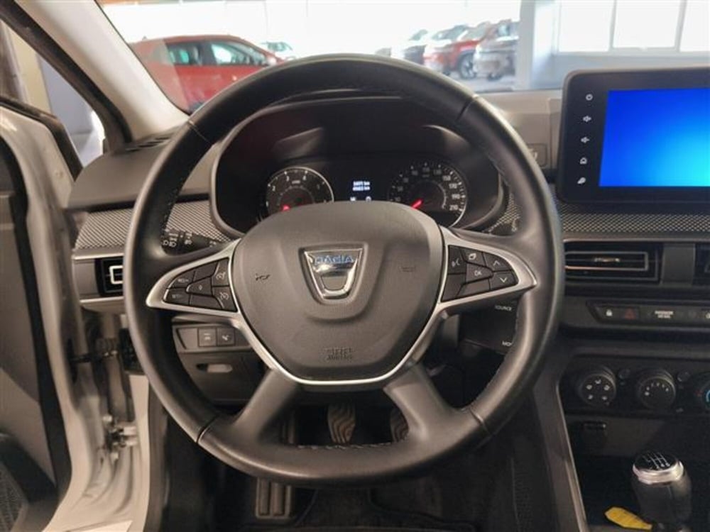 Dacia Jogger usata a Brescia (14)