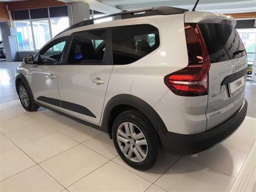 Dacia Jogger usata a Brescia (6)