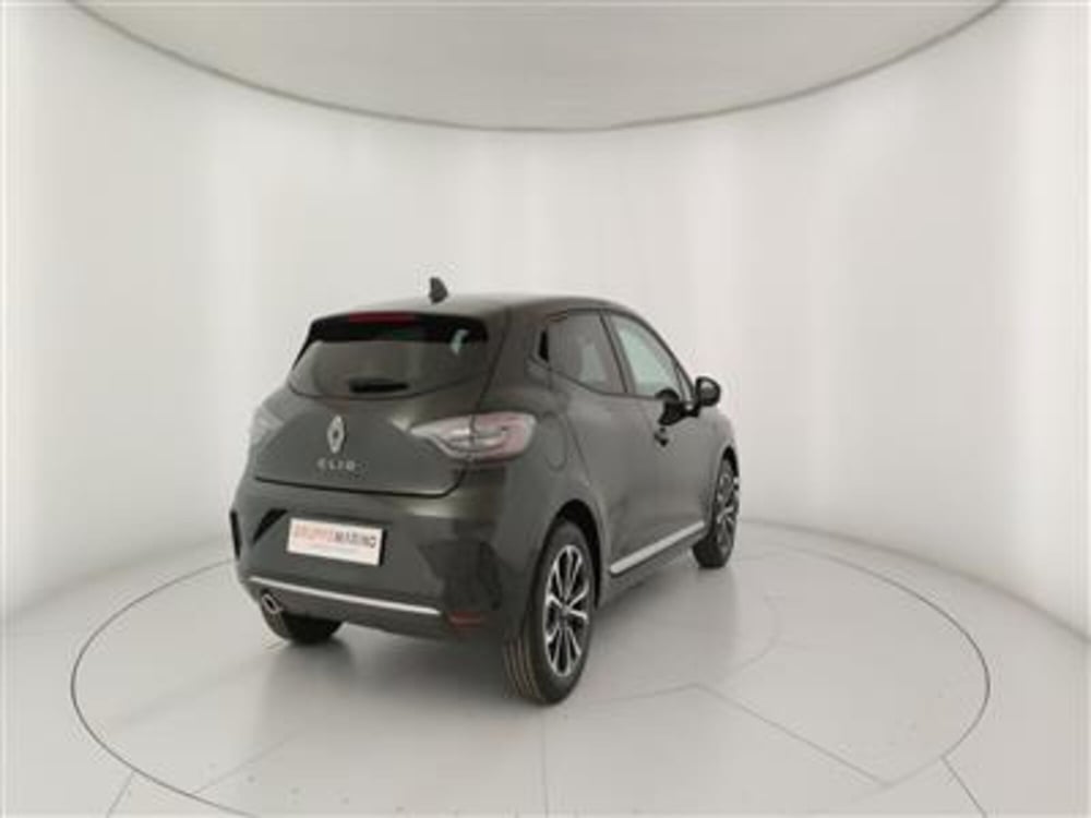 Renault Clio nuova a Bari (7)