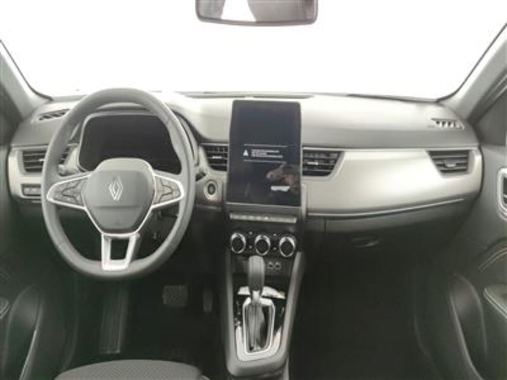 Renault Arkana nuova a Bari (14)