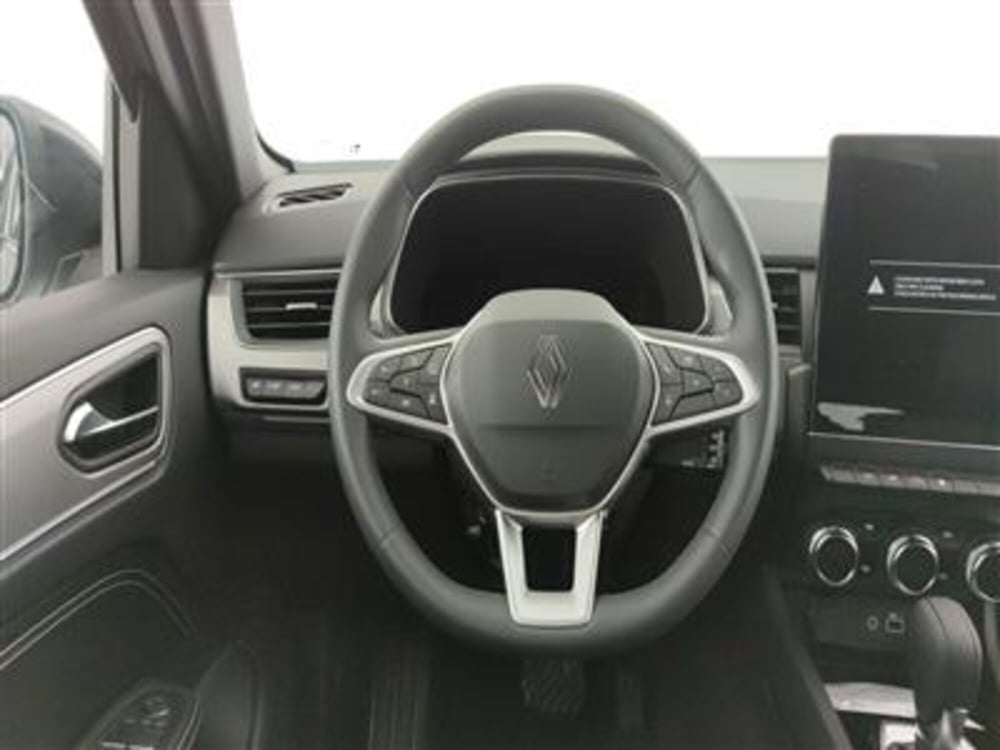 Renault Arkana nuova a Bari (15)