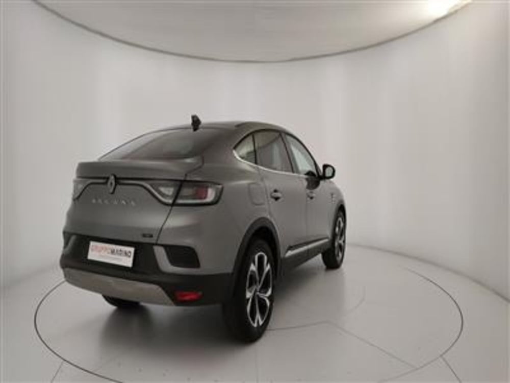 Renault Arkana nuova a Bari (7)