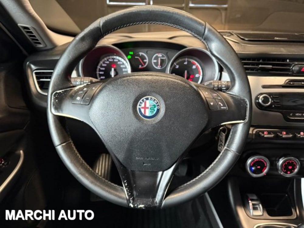 Alfa Romeo Giulietta usata a Perugia (14)