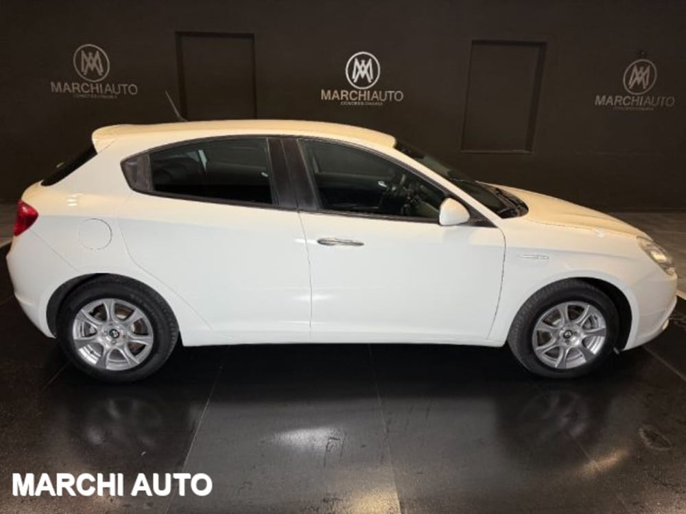 Alfa Romeo Giulietta usata a Perugia (4)