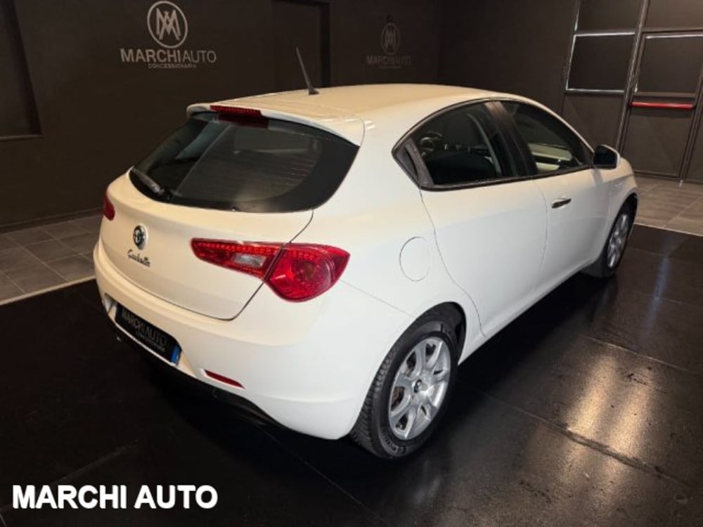 Alfa Romeo Giulietta usata a Perugia (5)
