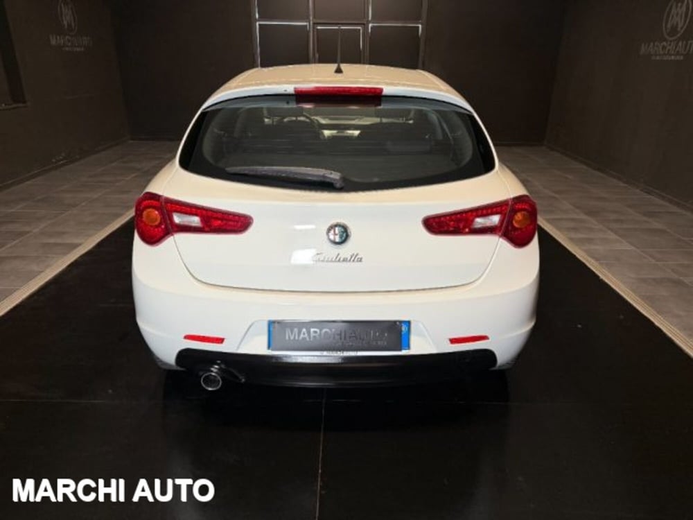 Alfa Romeo Giulietta usata a Perugia (6)