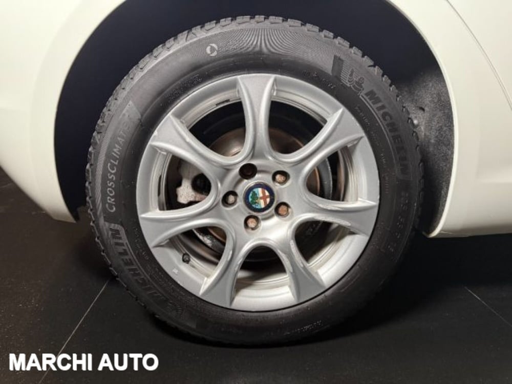 Alfa Romeo Giulietta usata a Perugia (9)