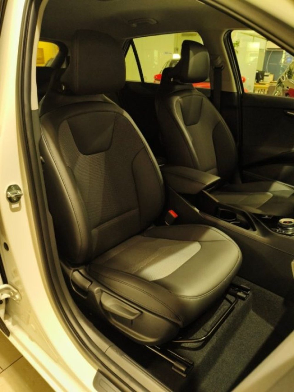 Kia Niro nuova a Firenze (14)
