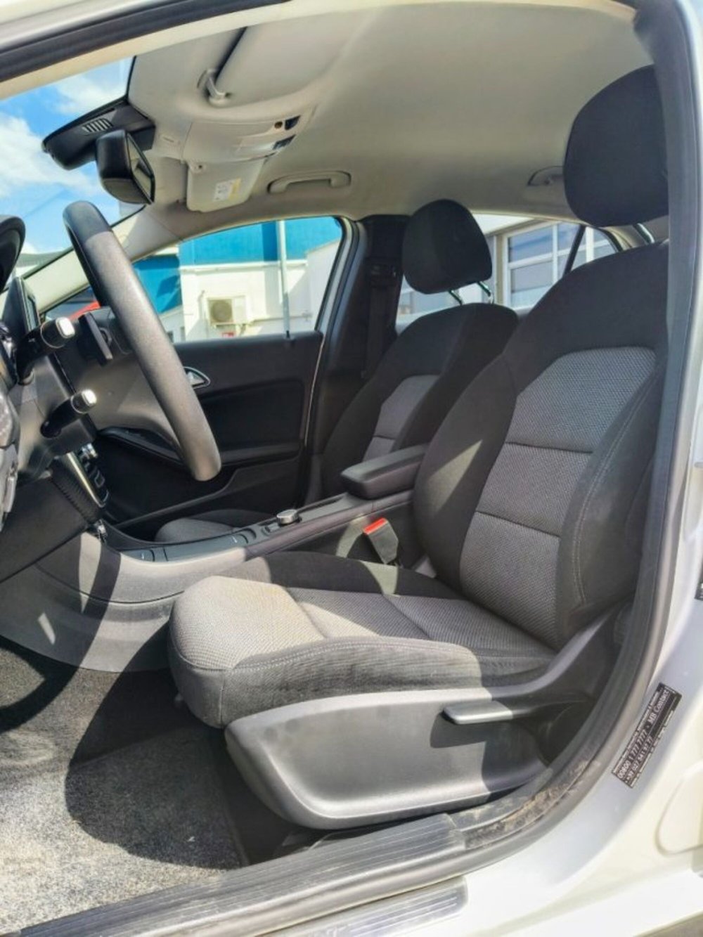 Mercedes-Benz GLA SUV usata a Firenze (12)