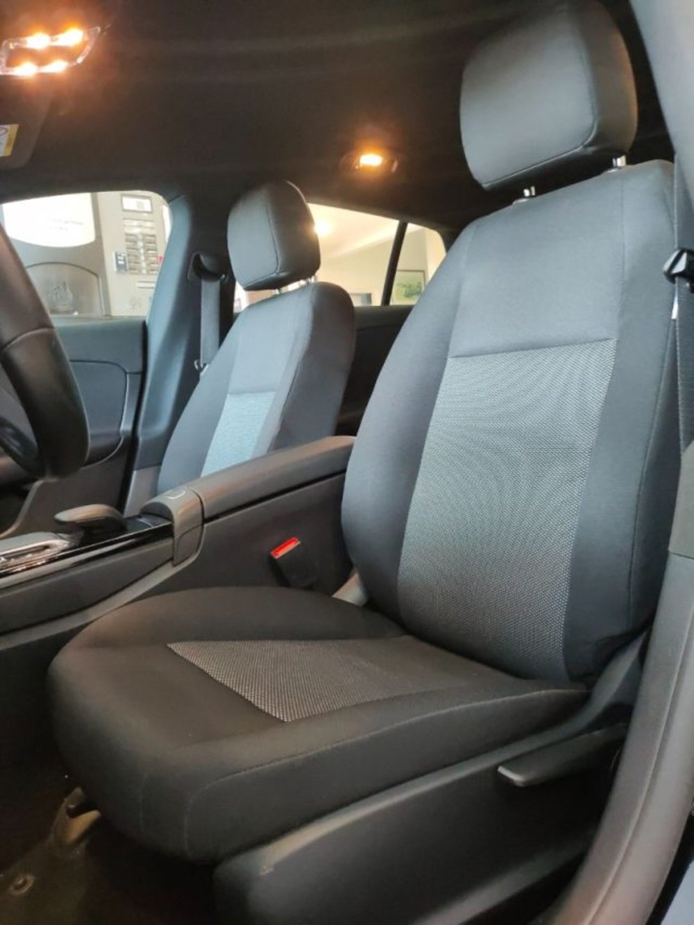 Mercedes-Benz CLA Shooting Brake usata a Firenze (13)