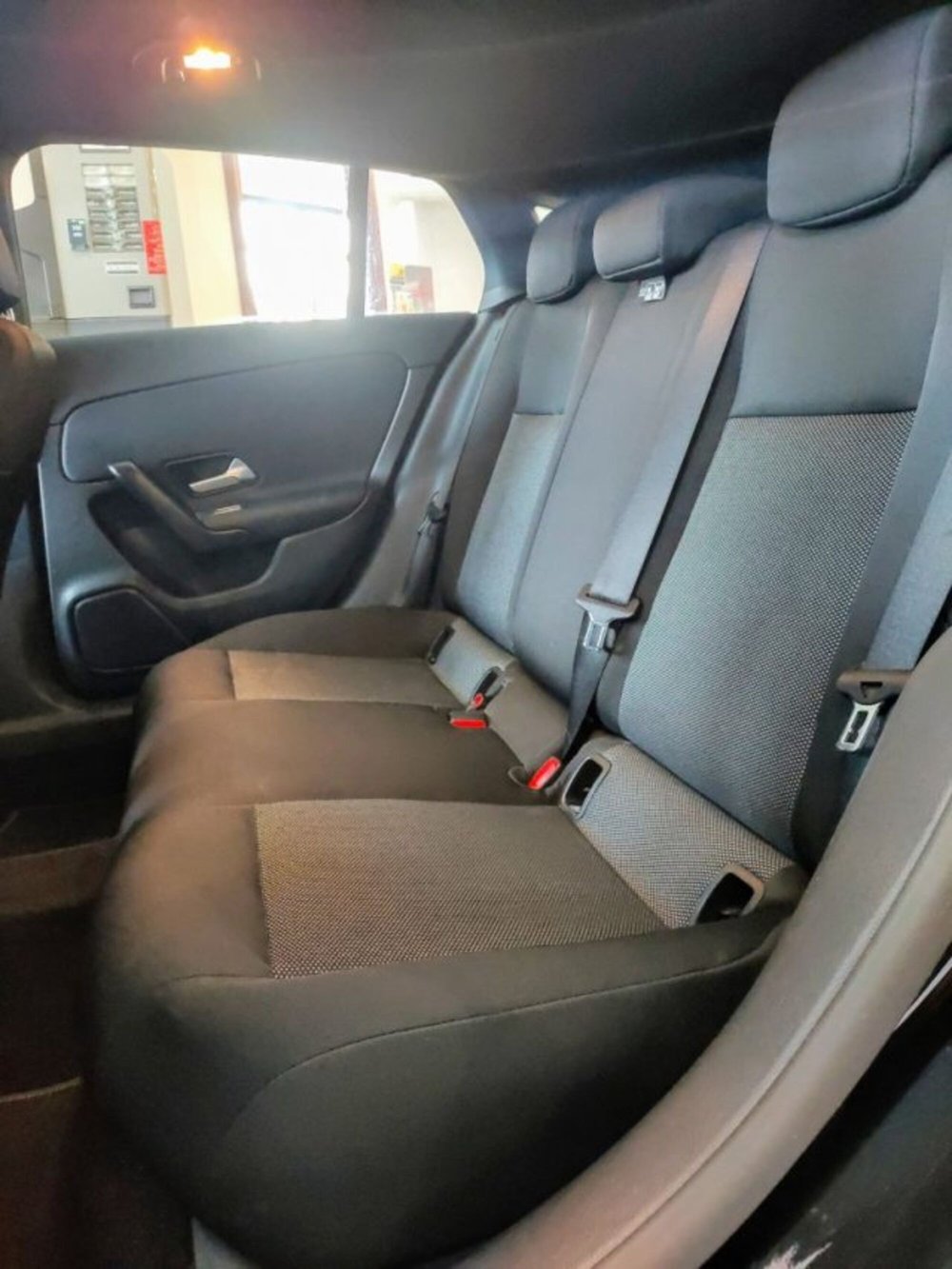Mercedes-Benz CLA Shooting Brake usata a Firenze (14)