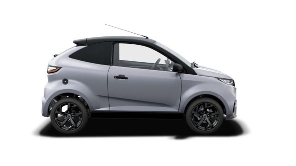 Aixam Coupé nuova a Firenze (3)