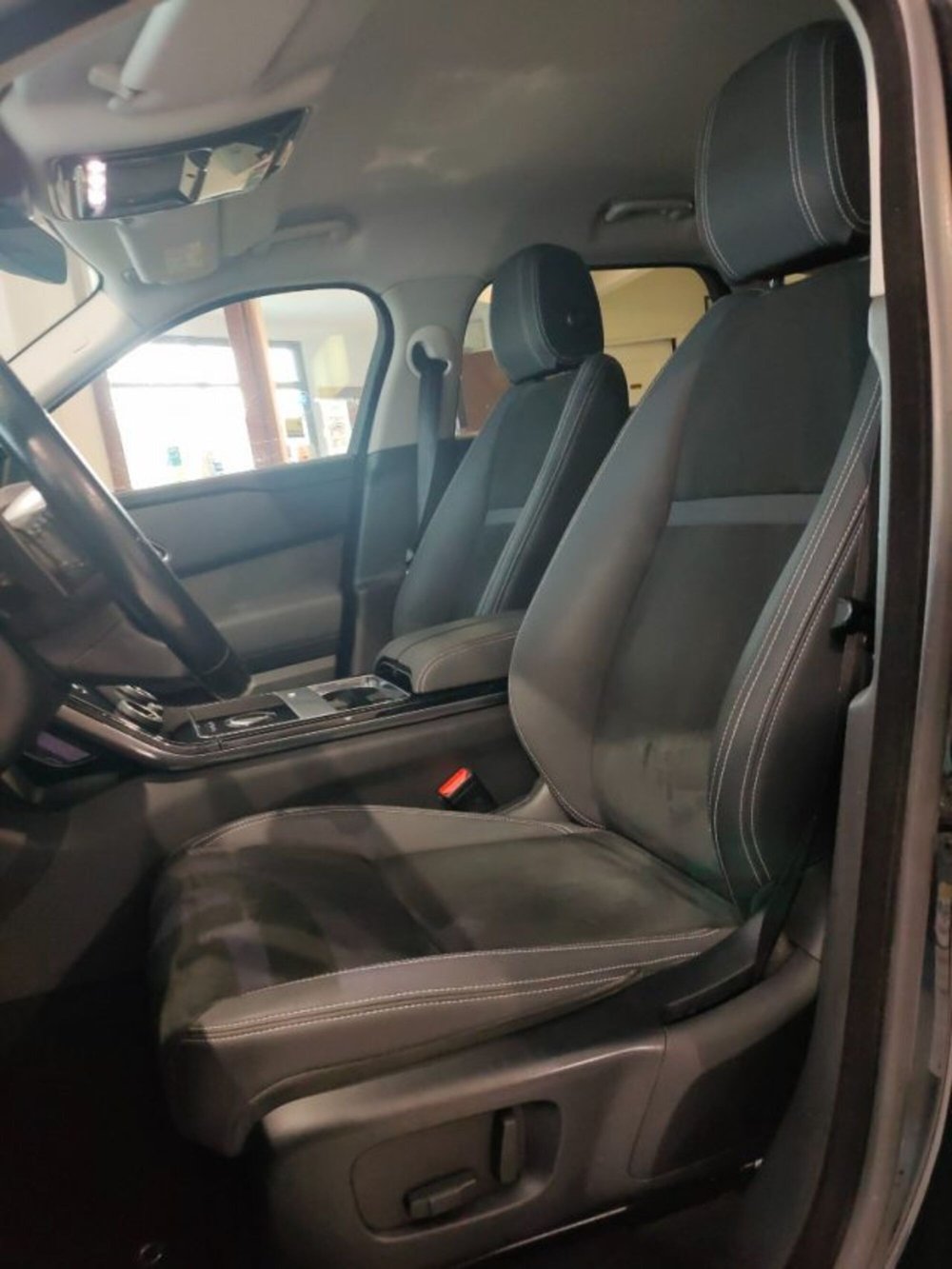 Land Rover Range Rover Velar usata a Firenze (16)