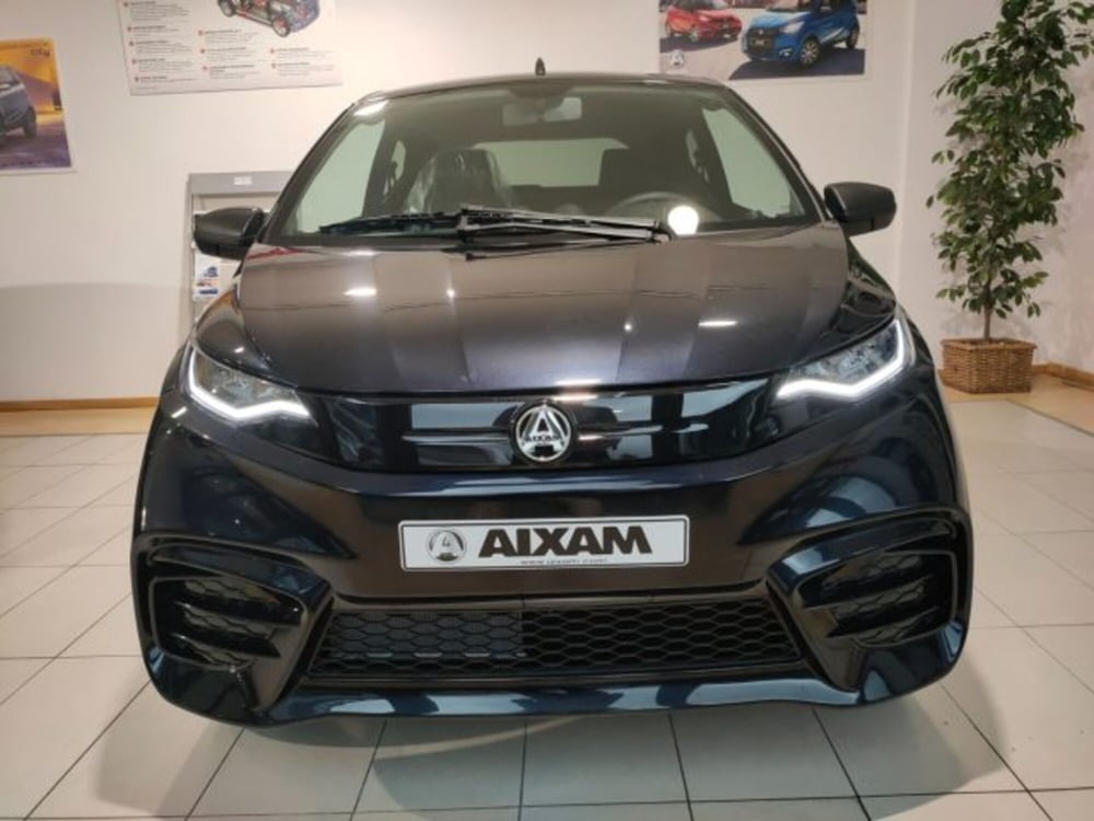 Aixam City nuova a Firenze (2)