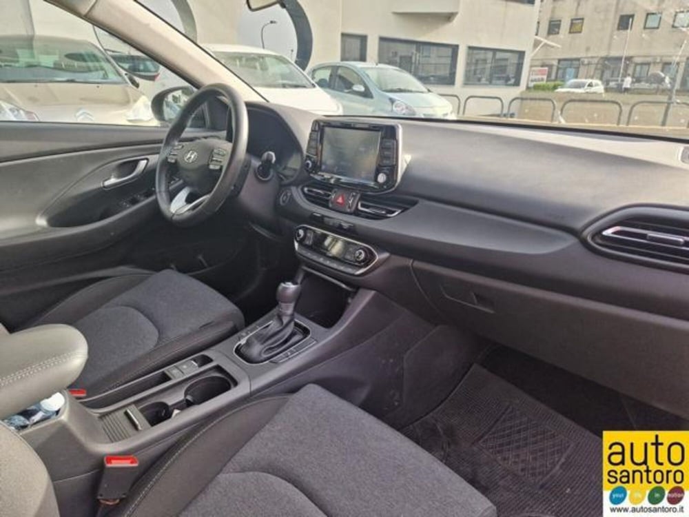 Hyundai i30 Station Wagon nuova a Salerno (17)