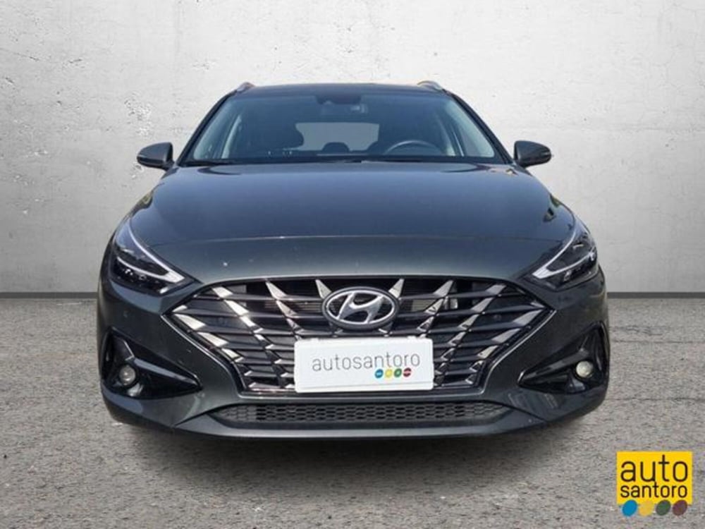 Hyundai i30 Station Wagon nuova a Salerno (5)