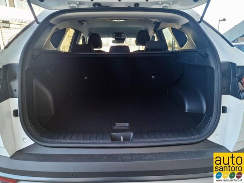 Hyundai Tucson nuova a Salerno (17)